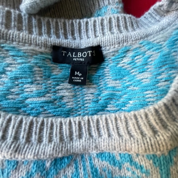 Talbots Nordic Lambswool blend crew neck sweater, matching scarf and gloves. EUC - Picture 7 of 7